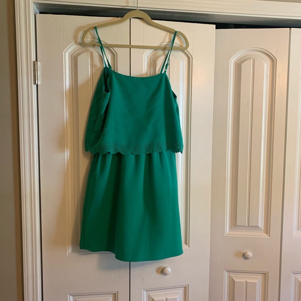 Green cocktail dress! Size medium. Very flattering
